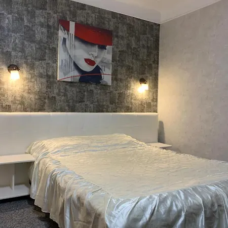 On Staroyevreyska Near Square Apartamento